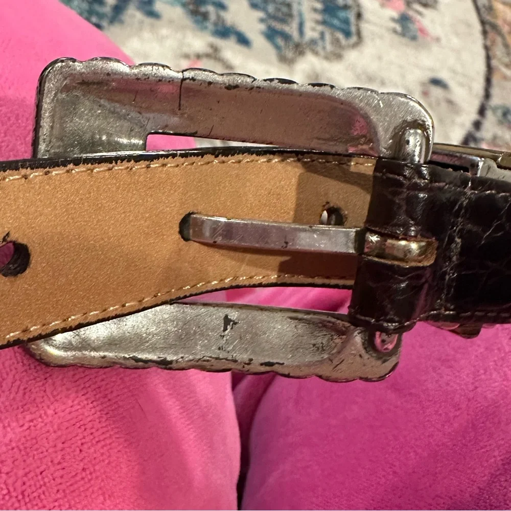 BRIGHTON BROWN LEATHER CROC EMBOSSED Goldtone Silvertone Women's Belt L